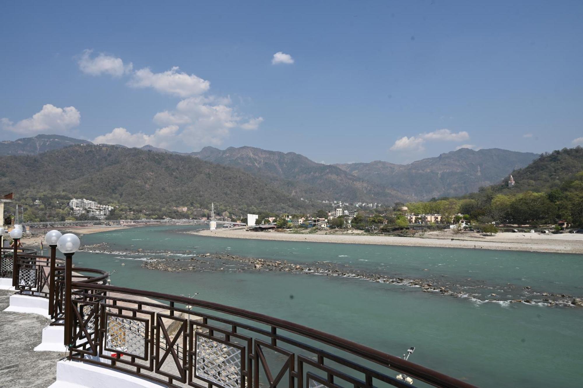 Hotel Prasanna Inn Rishīkesh 외부 사진