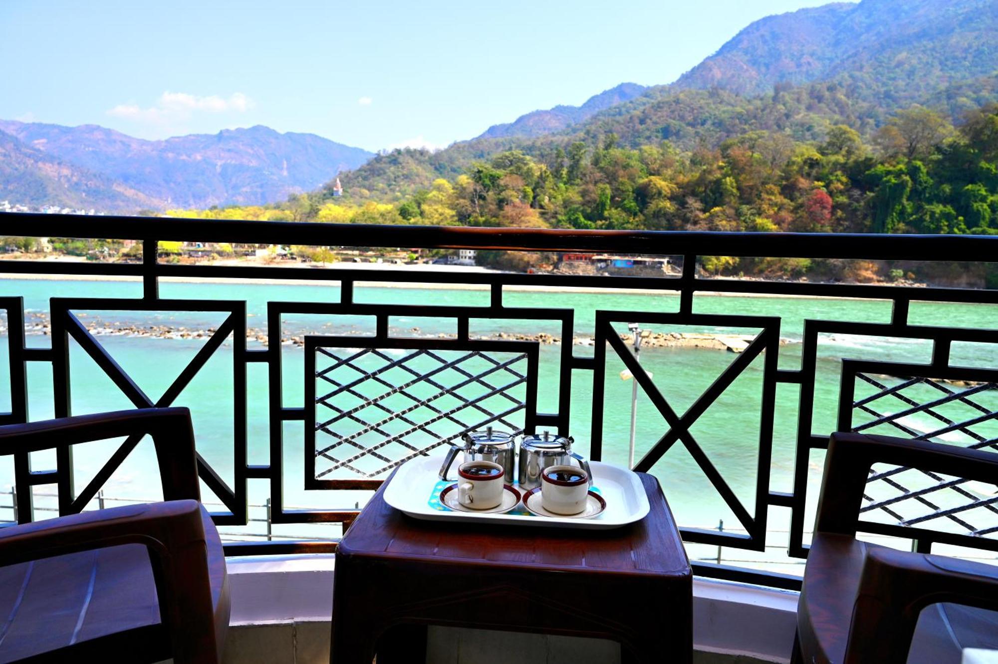 Hotel Prasanna Inn Rishīkesh 외부 사진